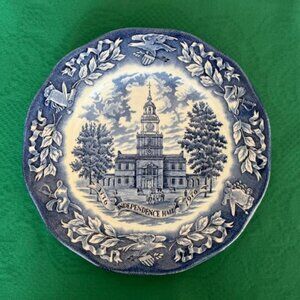 AVON INDEPENDENCE HALL BICENTENNIAL PLATE